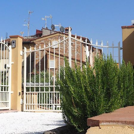 La Casa Di Samarcanda Uliveto Terme Exteriör bild
